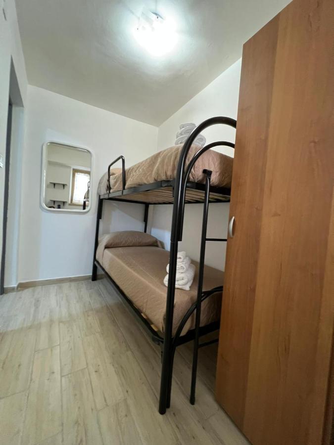 Bed and Breakfast The Mistral Шилла Экстерьер фото
